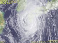 Typhoon Wallpaper Image : Typhoon 200416 (CHABA) : Typhoon CHABA just making a landfall on Kyushu (0000 UTC)