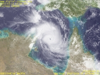 Typhoon Wallpaper Image : 2005 Cyclone INGRID : Cyclone INGRID magnified (March 11, 2005, 0500 UTC)