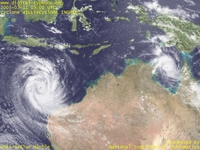 Typhoon Wallpaper Image : 2005 Cyclone INGRID : Cyclone WILLY in its intensification (left) and Cyclone INGRID in its re-intensification (March 11, 2005, 0500 UTC)