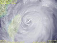 Typhoon Wallpaper Image : Typhoon 200715 (KROSA) : Magnified image centered on the eye (Typhoon 200715) (03 UTC)
