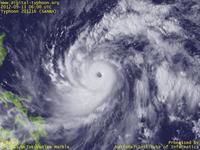 Typhoon Wallpaper Image : Typhoon 201216 (SANBA) : 急速に発達して眼もくっきり見えてきた台風201216号（15時JST）