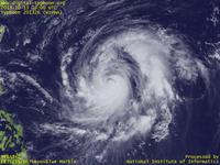 Typhoon Wallpaper Image : Typhoon 201326 (WIPHA) : 渦が大きくしっかりと巻いてきた大型の台風201326号（12時JST）