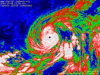 Typhoon Wallpaper Image : Typhoon 201419 (VONGFONG) : 猛烈な勢力（900hPa・60m/s）を維持する台風201419号（06時JST）